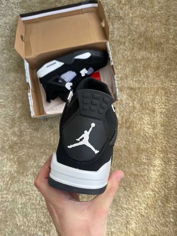 Air Jordan 4 Black and White