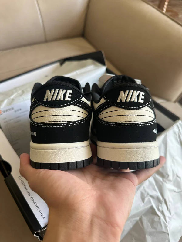 Dunk Low Carhartt x Batman