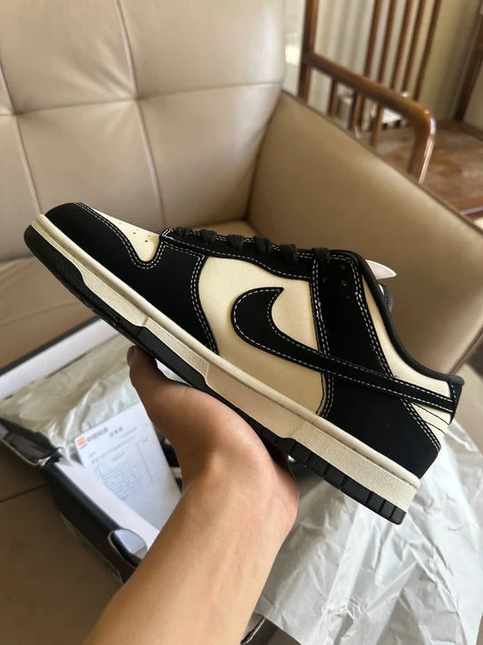 Dunk Low Carhartt x Batman
